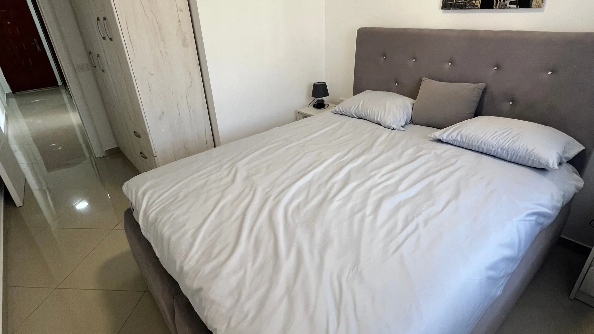 Izdavanje, dvosoban stan, 84m², Šušanj, Bar