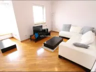 Izdavanje, trosoban stan, 130m², Savski Venac, Beograd - image 13