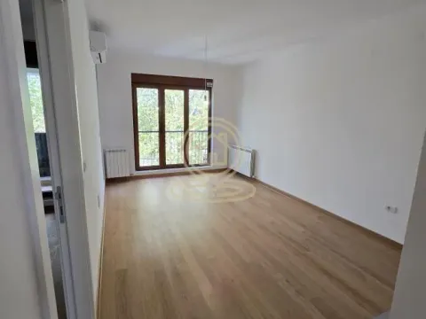 Stan in Zemun Sve Podlokacije