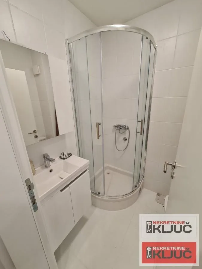 Prodaja, jednosoban stan, 35m², Podbara, Novi Sad Sve Podlokacije