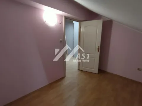 Izdavanje, četvorosoban stan, 103m², Detelinara, Novi Sad Sve Podlokacije - image 5