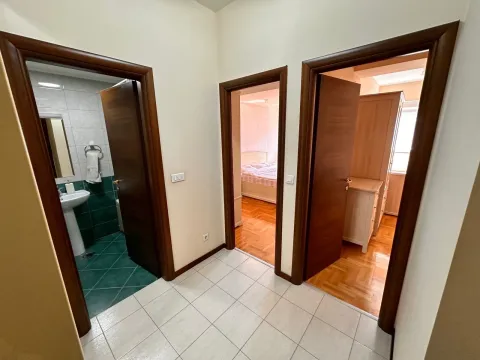 Sale, two bedroom apartment, 92m², City Kvart, Podgorica - image 4