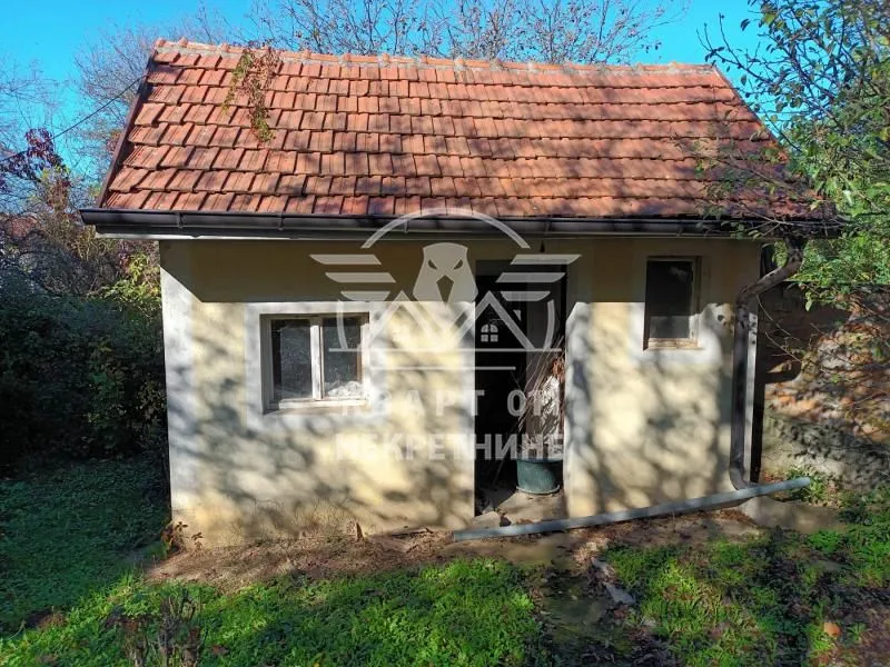 Sale, house, 240m², Banjica, Voždovac Sve Podlokacije