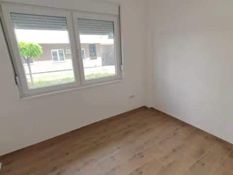 Sale, two bedroom apartment, 56m², Podbara, Novi Sad Sve Podlokacije - image 5