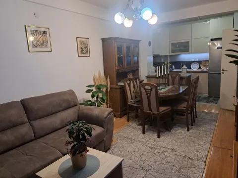 Rent, three bedroom apartment, 59m², Medijana, Niš - image 18