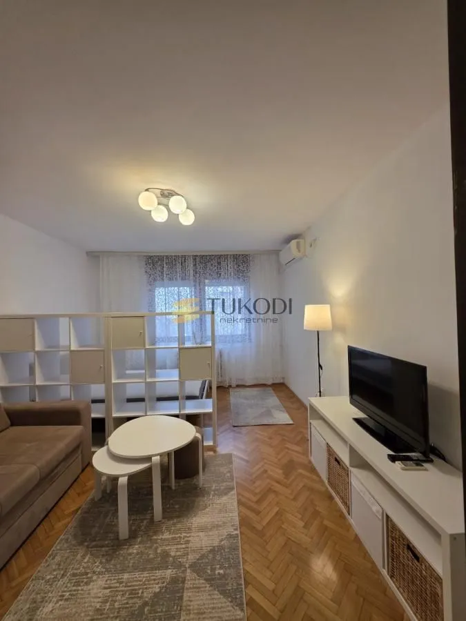 Rent, one bedroom apartment, 37m², Banovo Brdo, Beograd