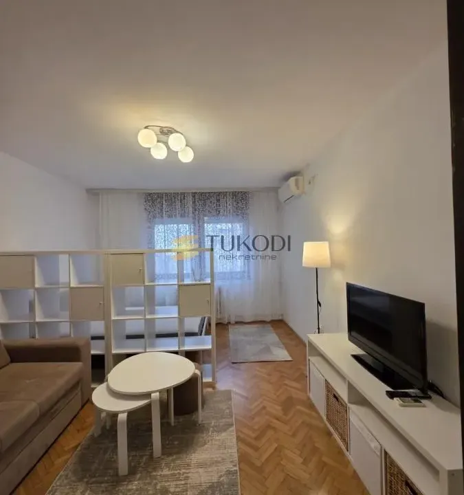 Rent, one bedroom apartment, 37m², Banovo Brdo, Beograd