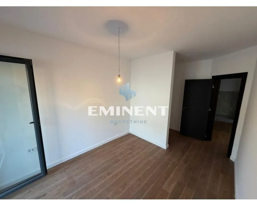 Sale, apartment, 61m², Cvetkova Pijaca, Zvezdara Sve Podlokacije