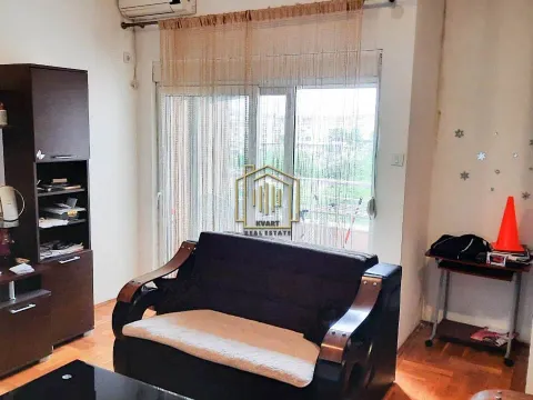 Rent, one bedroom apartment, 57m², Podgorica, Crna Gora - image 10