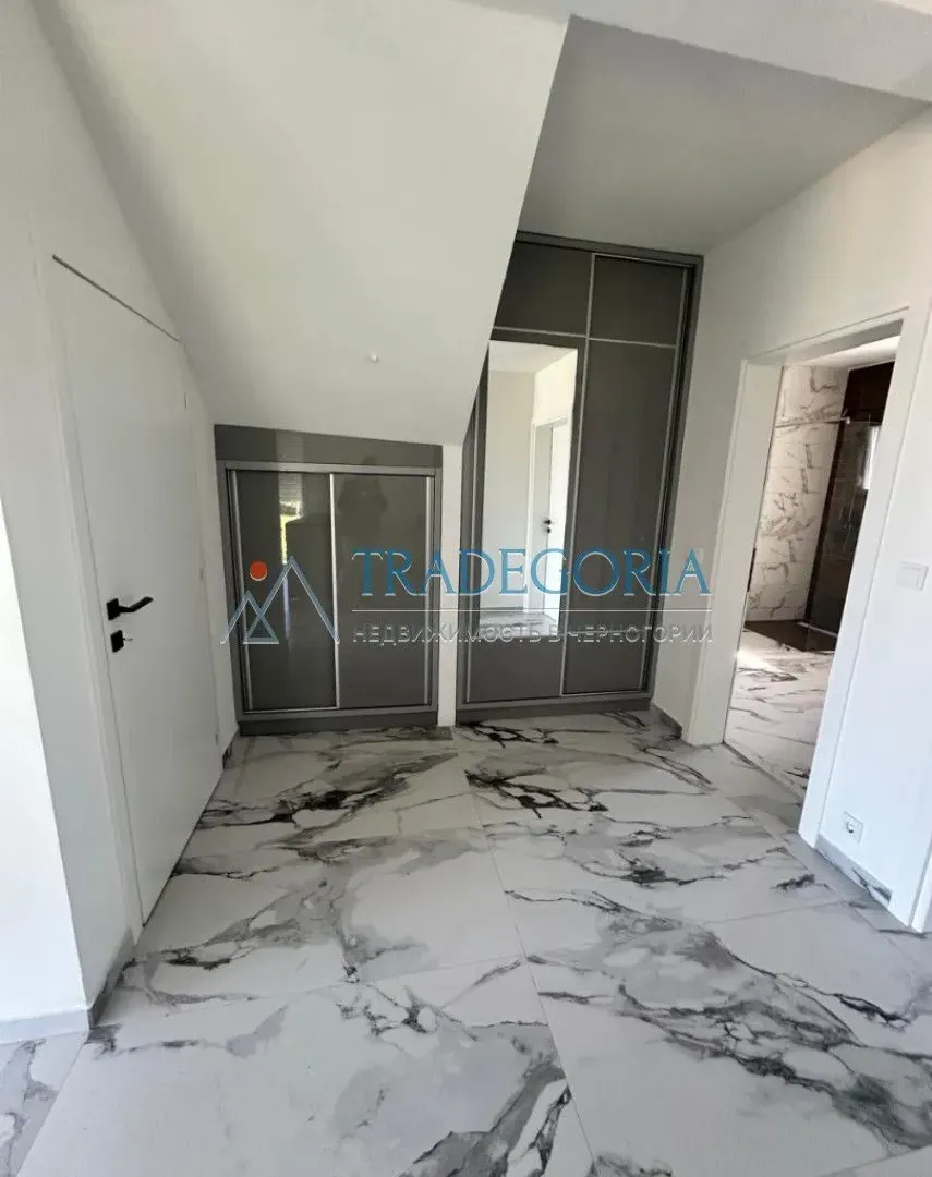 Prodaja, jednosoban stan, 74m², Bar, Crna Gora