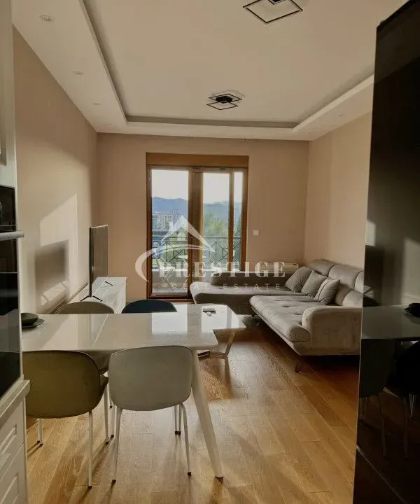 Izdavanje, jednosoban stan, 57m², Gorica C, Podgorica