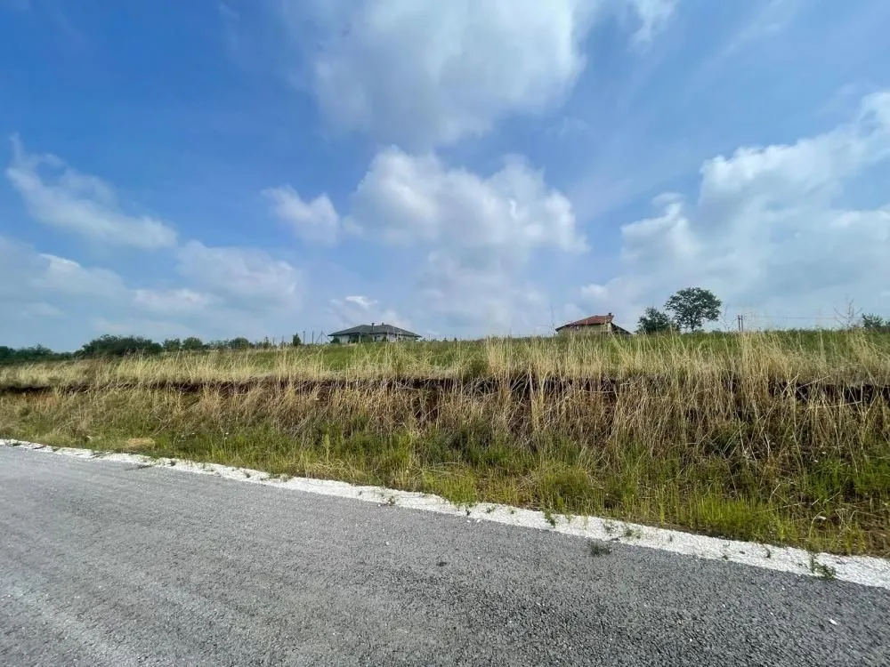Prodaja, plac, 900m², Mladenovac, Beograd