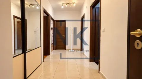 Rent, three bedroom apartment, 107m², City Kvart, Podgorica - image 13