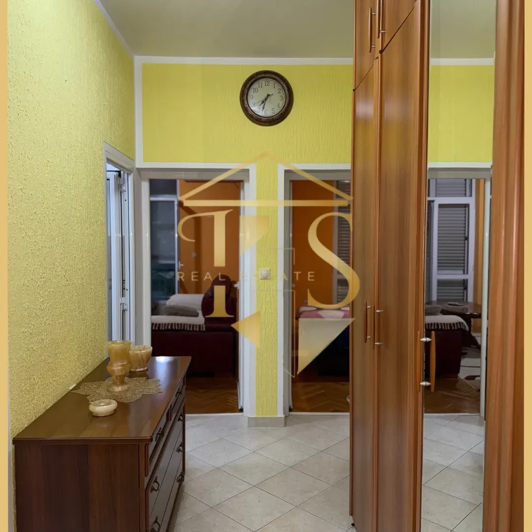 Izdavanje, dvosoban stan, 70m², Centar, Tivat - Aanzicht 5