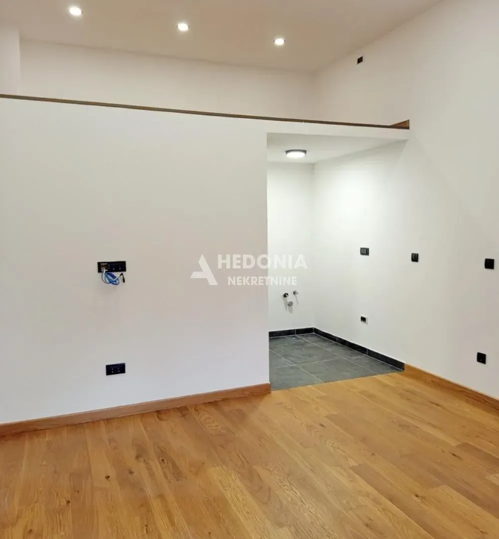 Prodaja, stan, 23m², Slavujev Venac, Zvezdara Sve Podlokacije