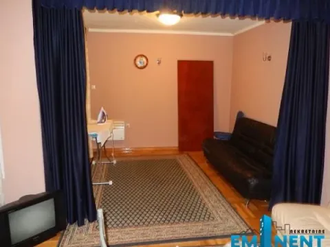 Sale, house, 300m², Dušanovac, Voždovac Sve Podlokacije - image 6