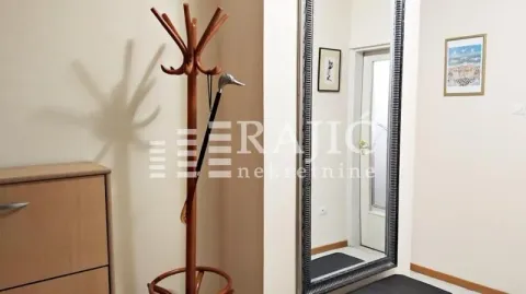 Rent, three bedroom apartment, 85m², Stari Grad, Beograd - image 10