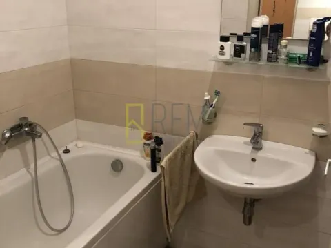 Prodaja, garsonjera, 22m², Stari Aerodrom, Podgorica - image 5