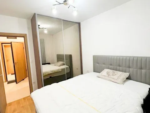 Izdavanje, jednosoban stan, 46m², City Kvart, Podgorica - image 5