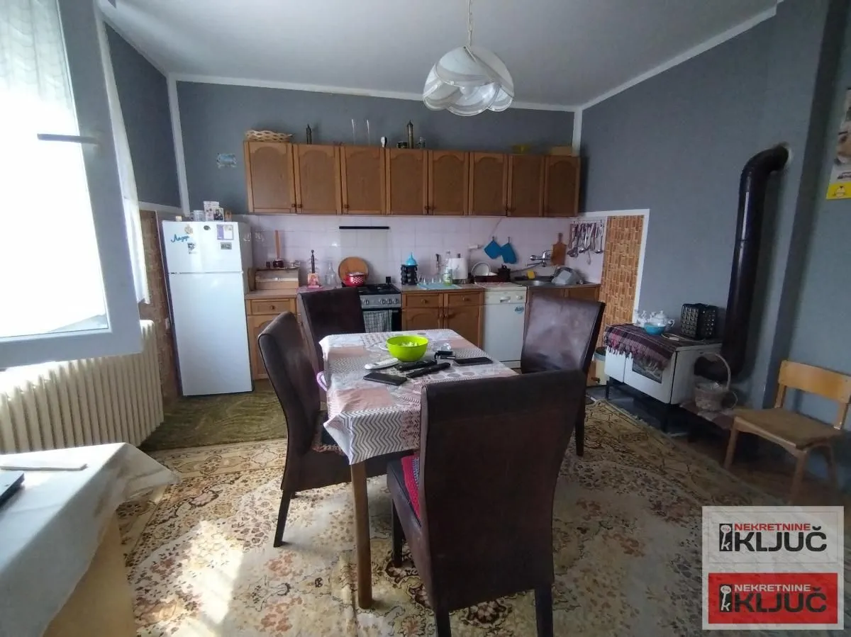 Prodaja, kuća, 148m², Futog, Novi Sad Sve Podlokacije