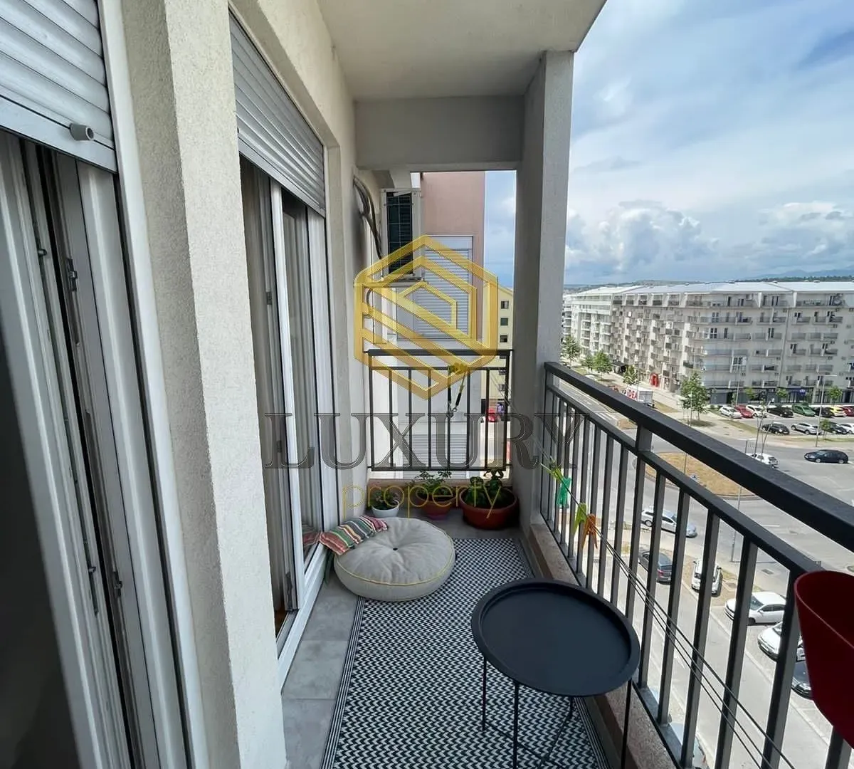Rent, one bedroom apartment, 42m², Stari Aerodrom, Podgorica