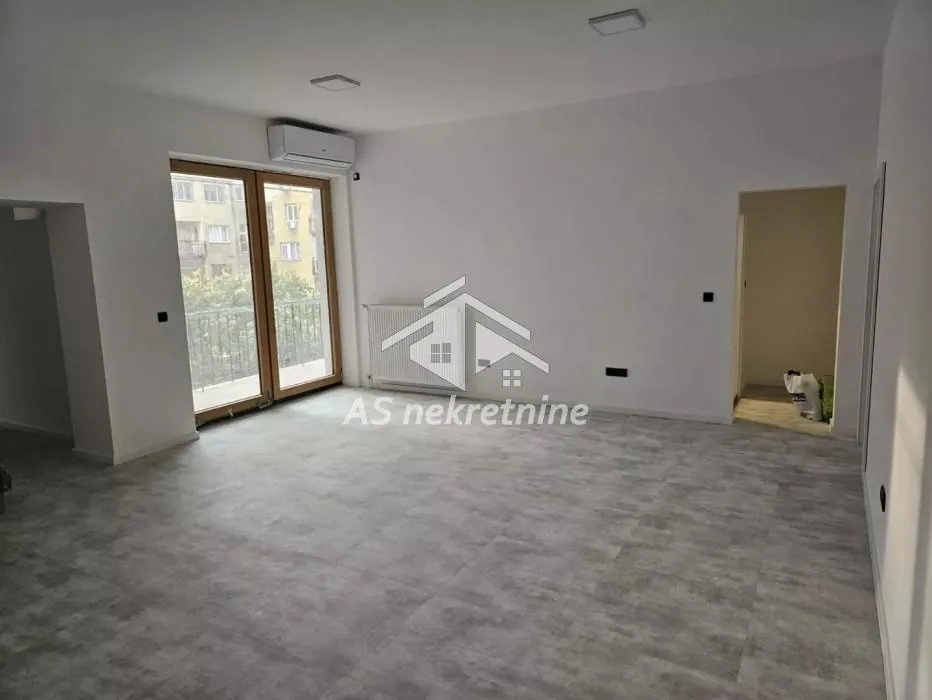 Sale, four bedroom apartment, 120m², Vračar Sve Podlokacije, Beograd