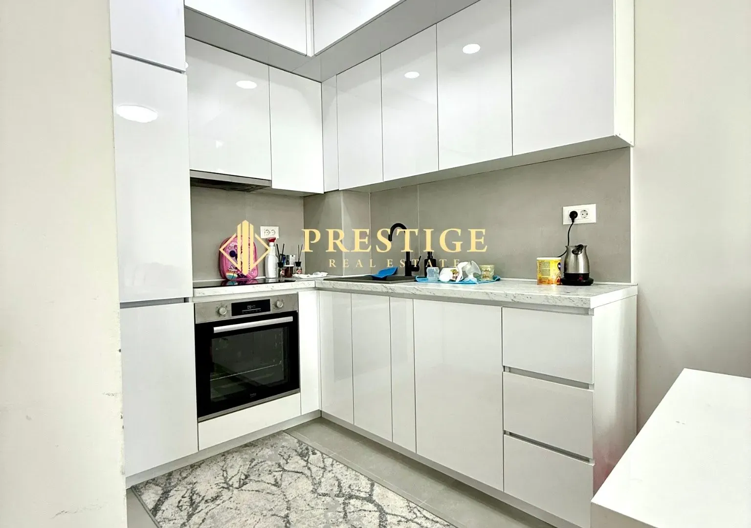 Izdavanje, jednosoban stan, 47m², Stari Aerodrom, Podgorica