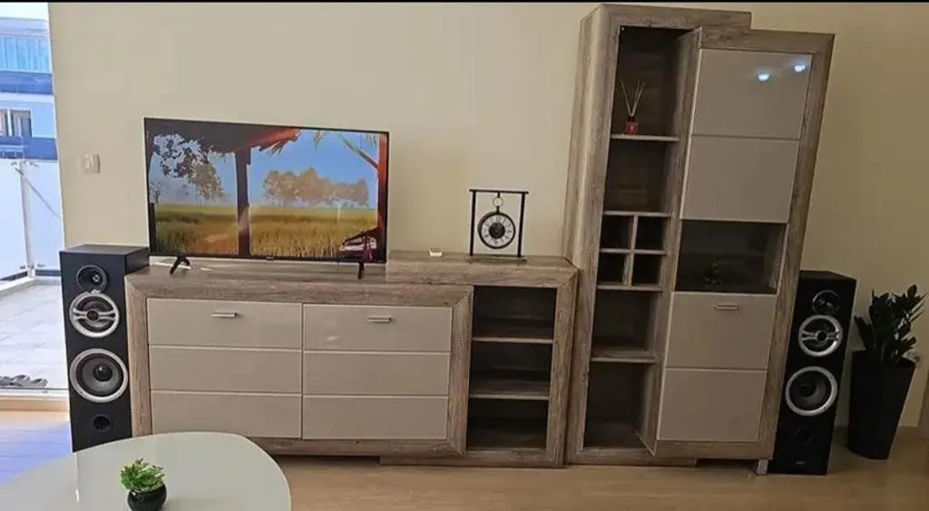 Izdavanje, jednosoban stan, 50m², City Kvart, Podgorica