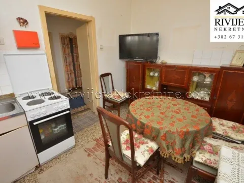 Prodaja, jednosoban stan, 53m², Centar, Herceg Novi - image 7