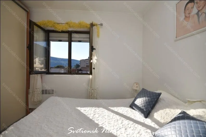Prodaja, dvosoban stan, 93m², Baošići, Herceg Novi