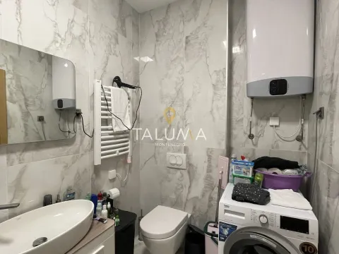 Izdavanje, dvosoban stan, 75m², Preko Morače, Podgorica - image 11