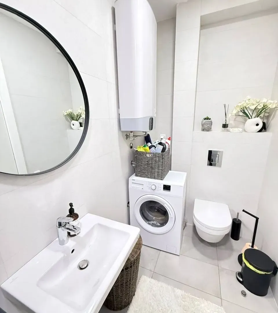 Prodaja, jednosoban stan, 65m², Soho City, Bar