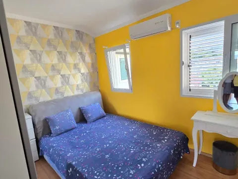 Rent, one bedroom apartment, 50m², Centar, Tivat - image 5
