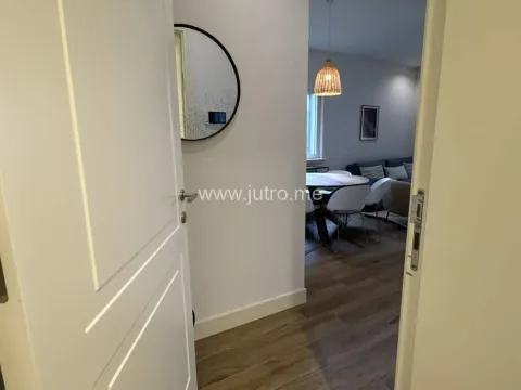 Prodaja, jednosoban stan, 56m², Tivat, Crna Gora - image 14