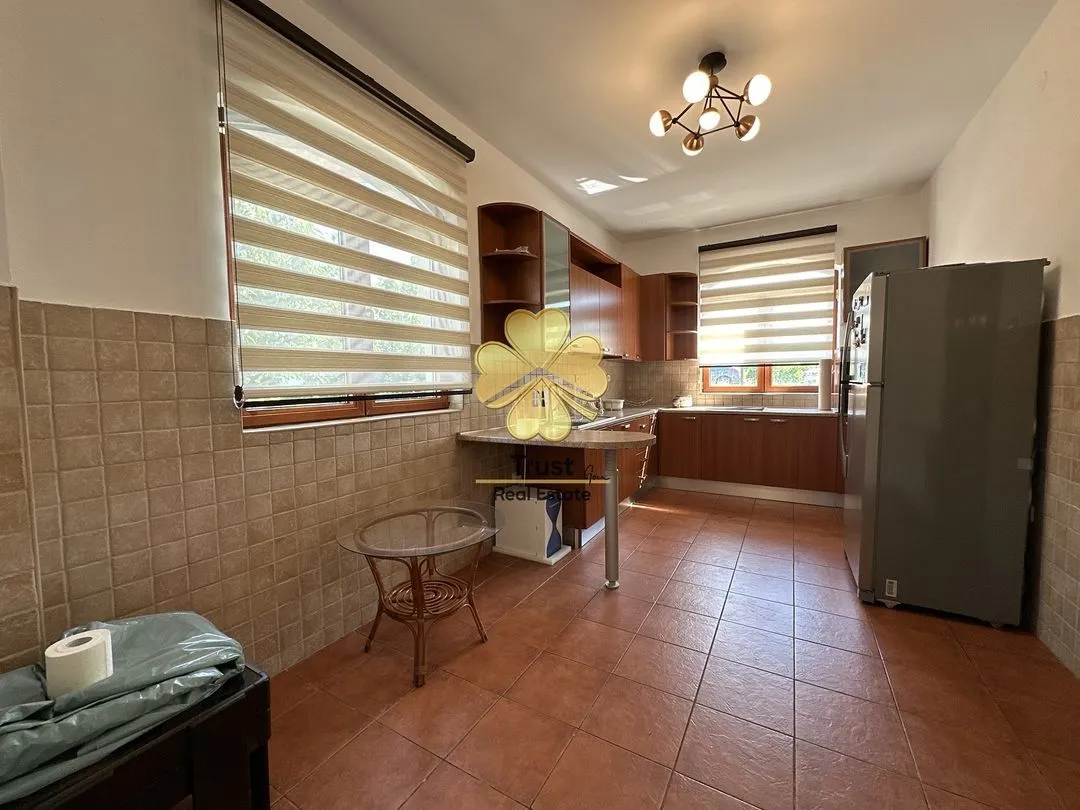 Rent, house, 280m², Zabjelo, Podgorica