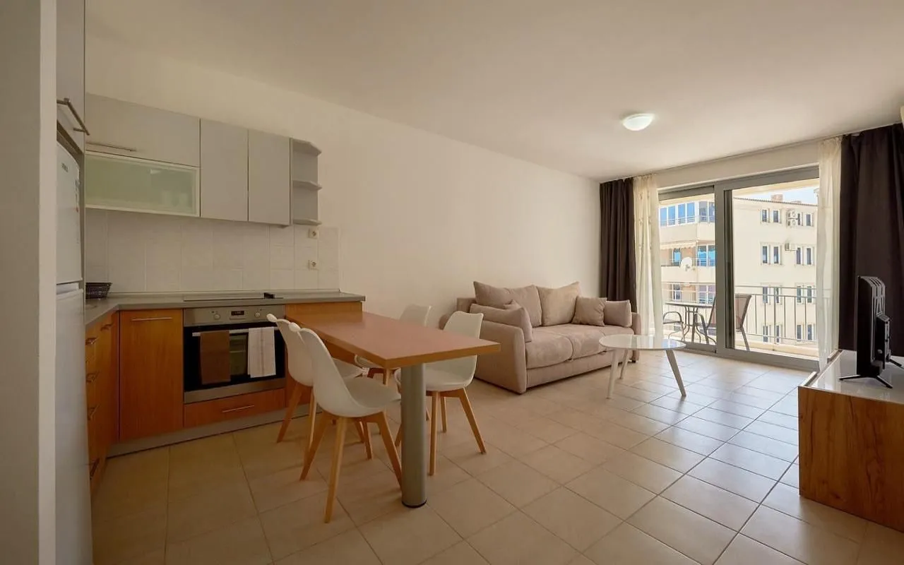 Sale, one bedroom apartment, 68m², Petrovac, Budva