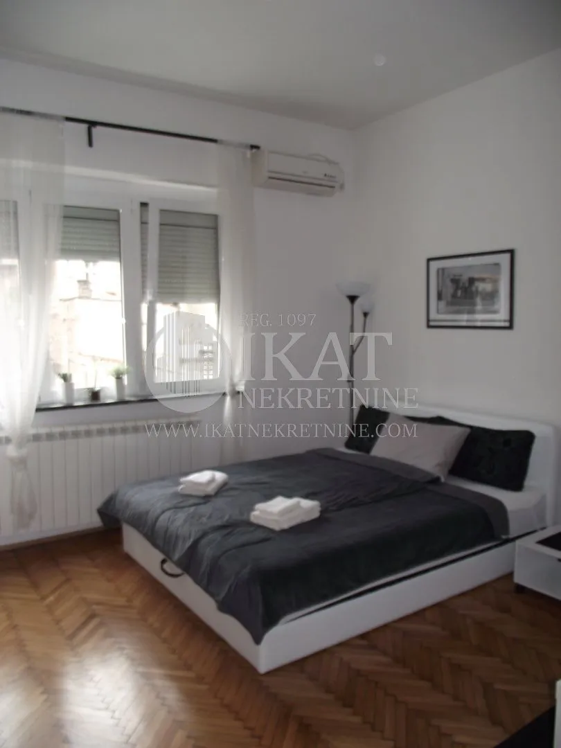 Izdavanje, stan, 25m², Stari Grad, Beograd