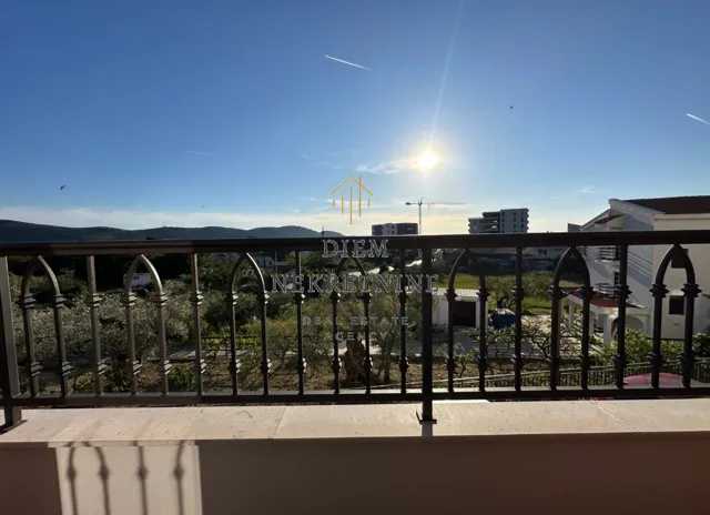 Rent, one bedroom apartment, 47m², Čeluga, Bar