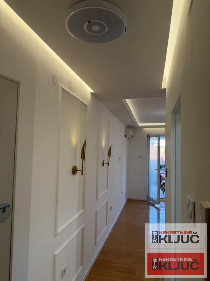 Prodaja, garsonjera, 26m², Socijalno, Novi Sad Sve Podlokacije