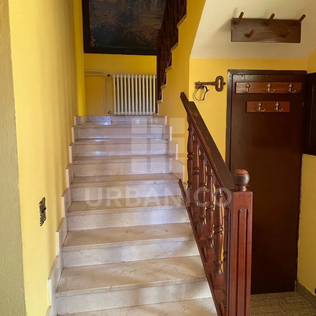 Sale, house, 220m², Centar, Cetinje