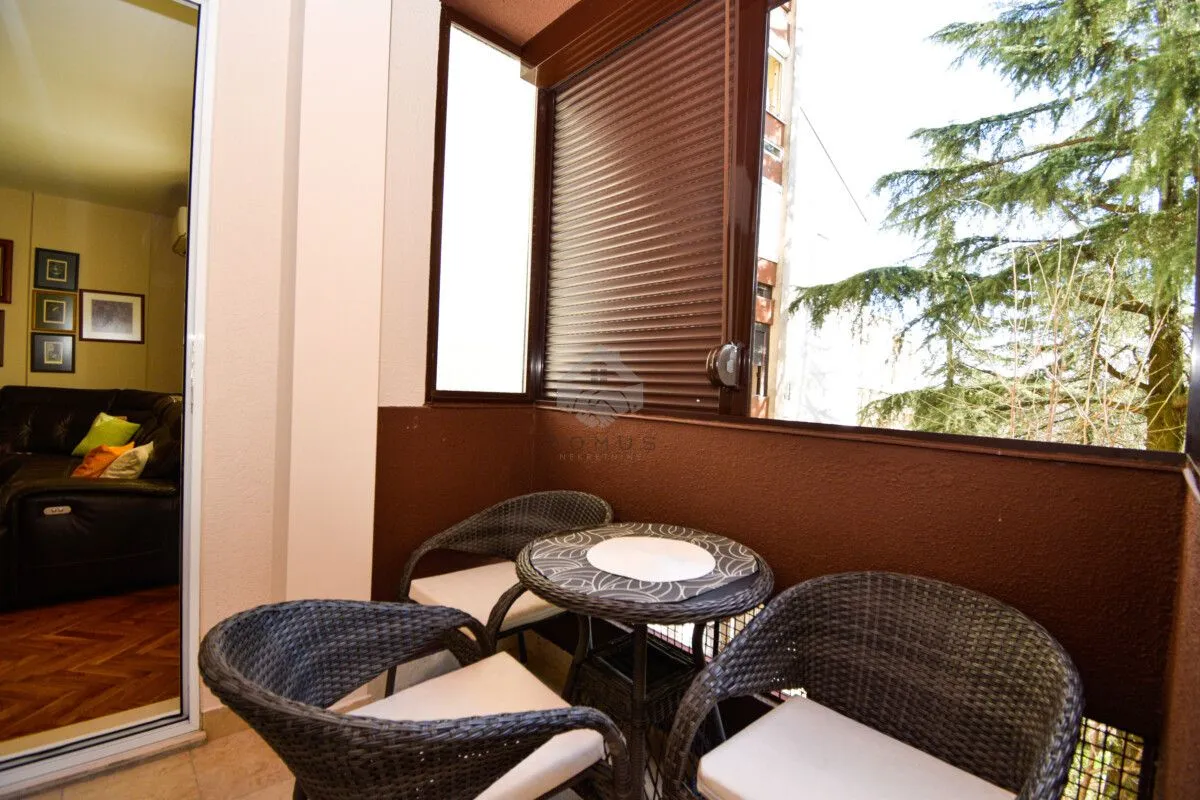 Rent, three bedroom apartment, 100m², Blok 6, Podgorica