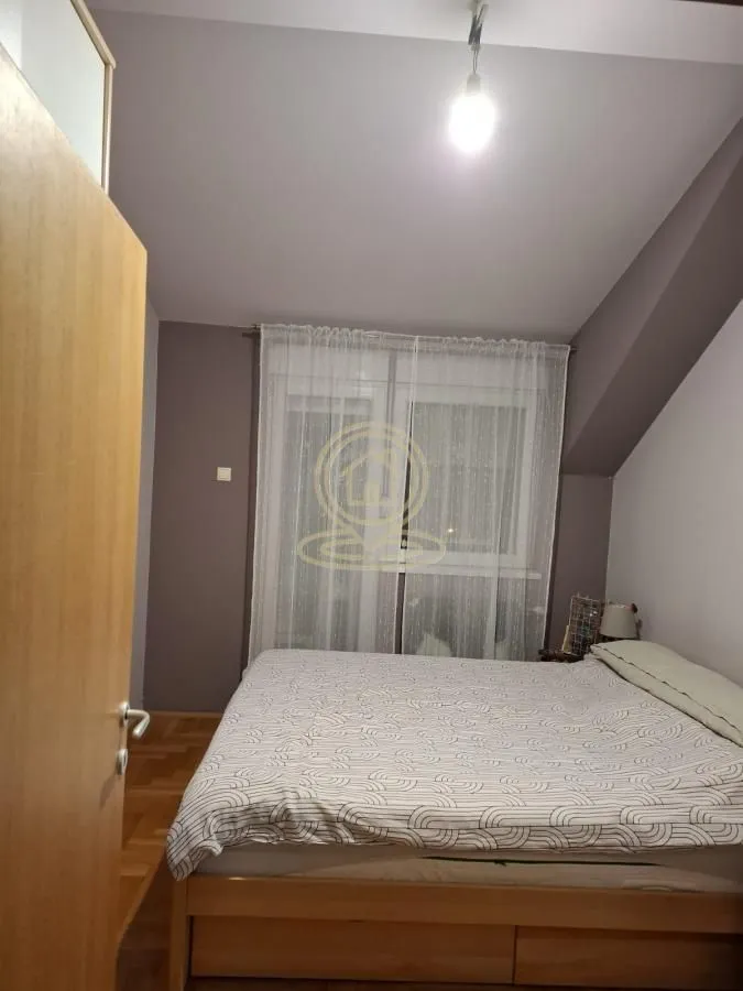 Prodaja, četvorosoban stan, 87m², Kotež 1, Pančevo