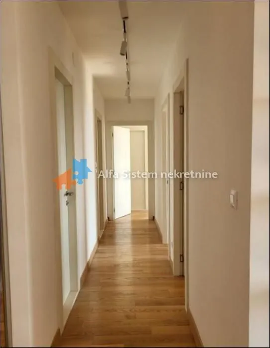 Izdavanje, četvorosoban stan, 100m², Novi Beograd Blok 65, Novi Beograd Sve Podlokacije