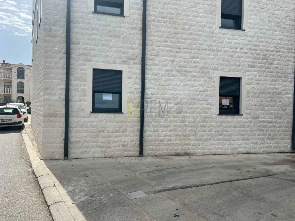 Prodaja, dvosoban stan, 75m², Stara Varoš, Podgorica
