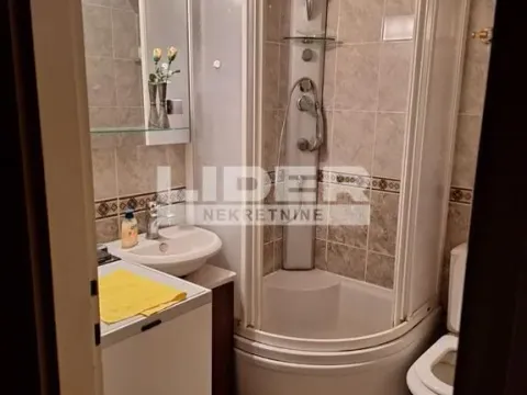 Izdavanje, dvosoban stan, 62m², Karaburma, Palilula Sve Podlokacije - image 7