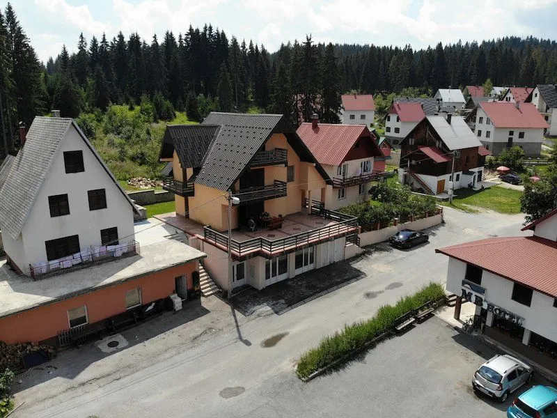 Prodaja, kuća, 242m², Žabljak, Crna Gora