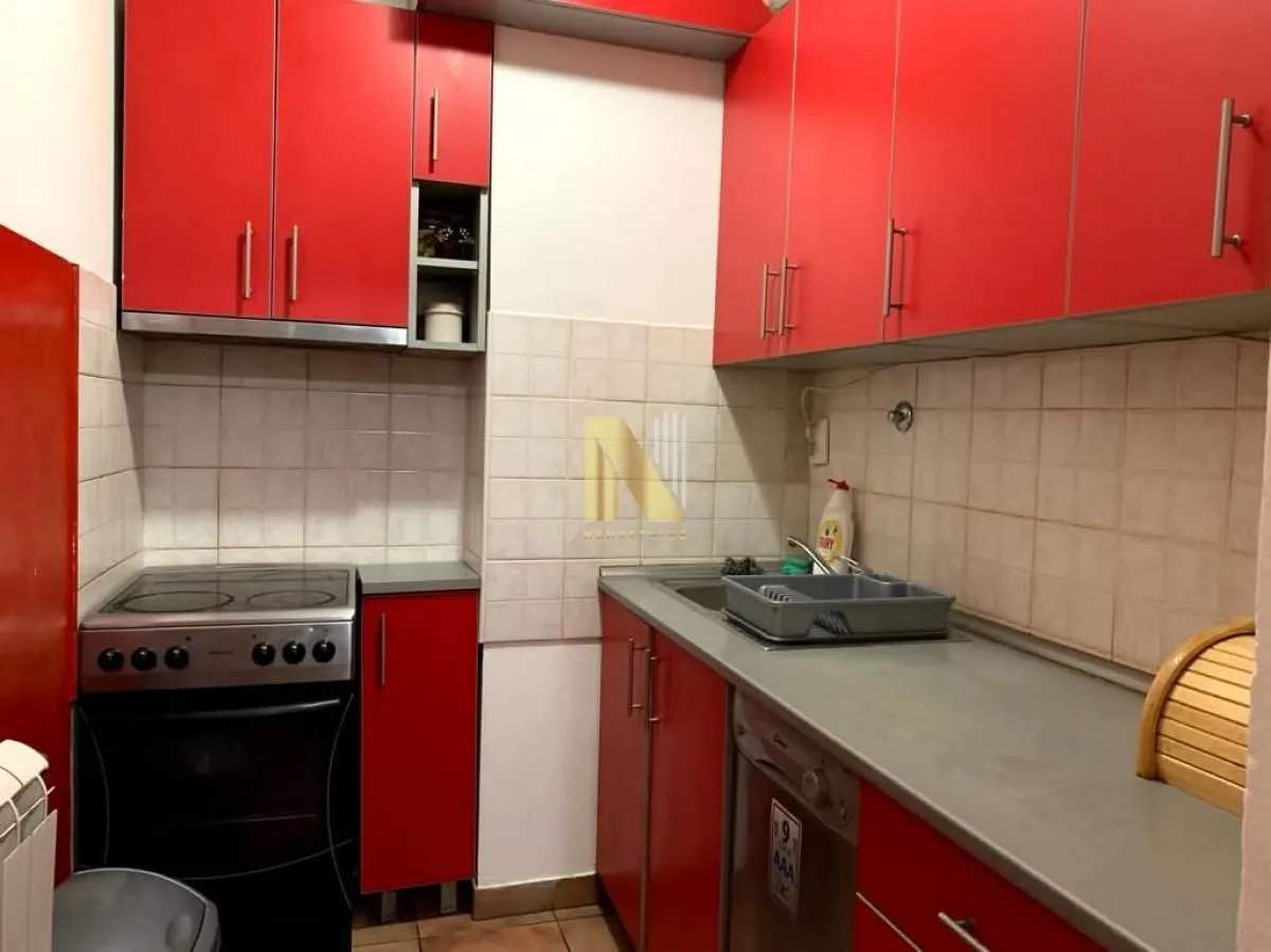 Prodaja, dvosoban stan, 44m², Bulevar Evrope, Novi Sad Sve Podlokacije