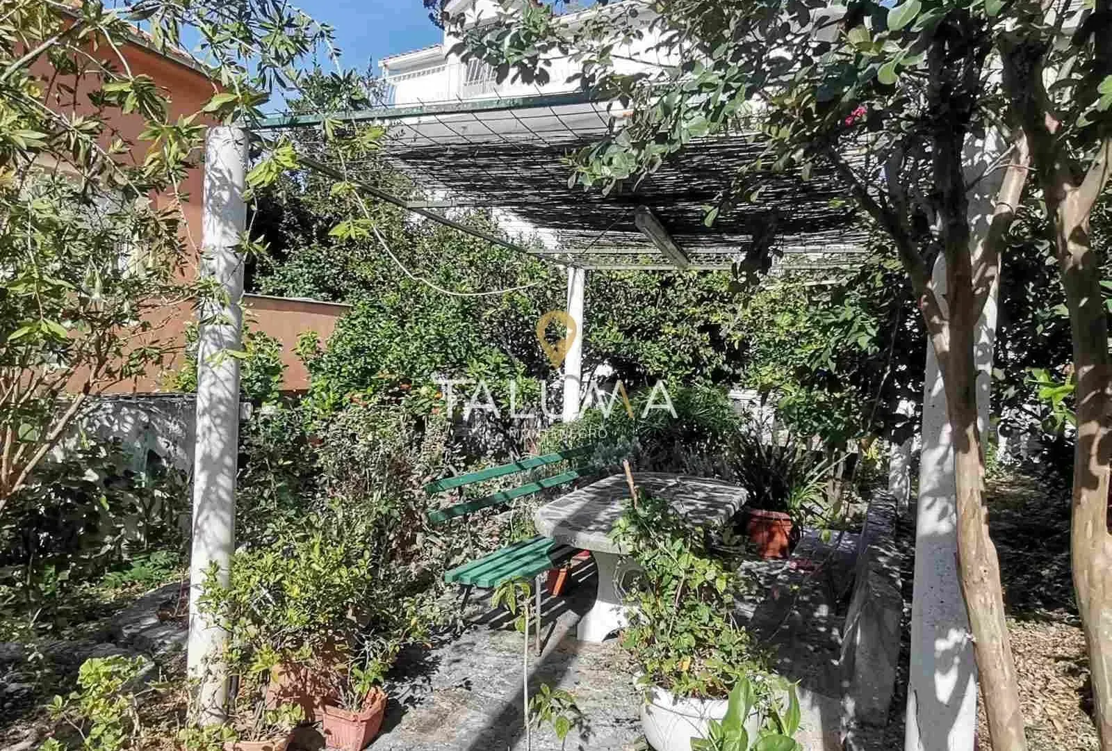 Prodaja, kuća, 240m², Lepetani, Tivat