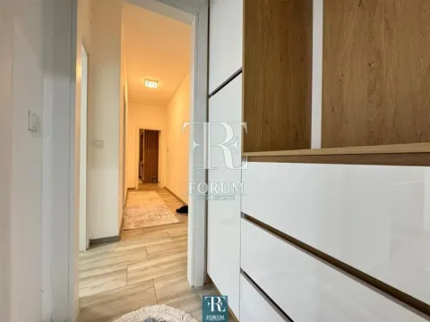 Izdavanje, dvosoban stan, 60m², Gornja Gorica, Podgorica - image 5