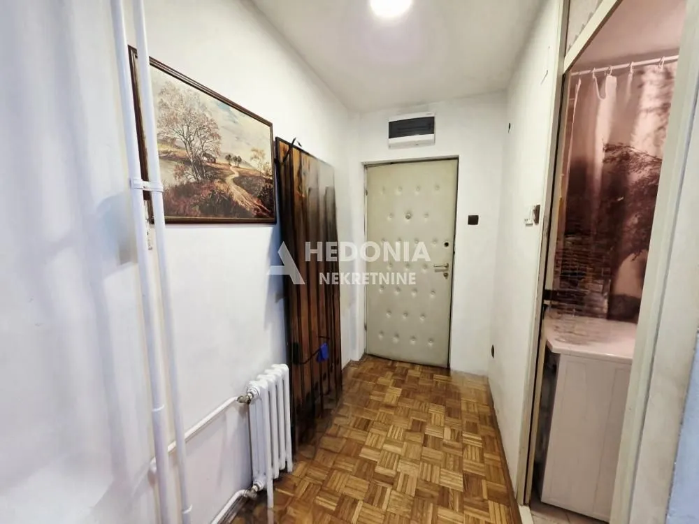 Prodaja, jednosoban stan, 50m², Novi Beograd Blok 72, Novi Beograd Sve Podlokacije